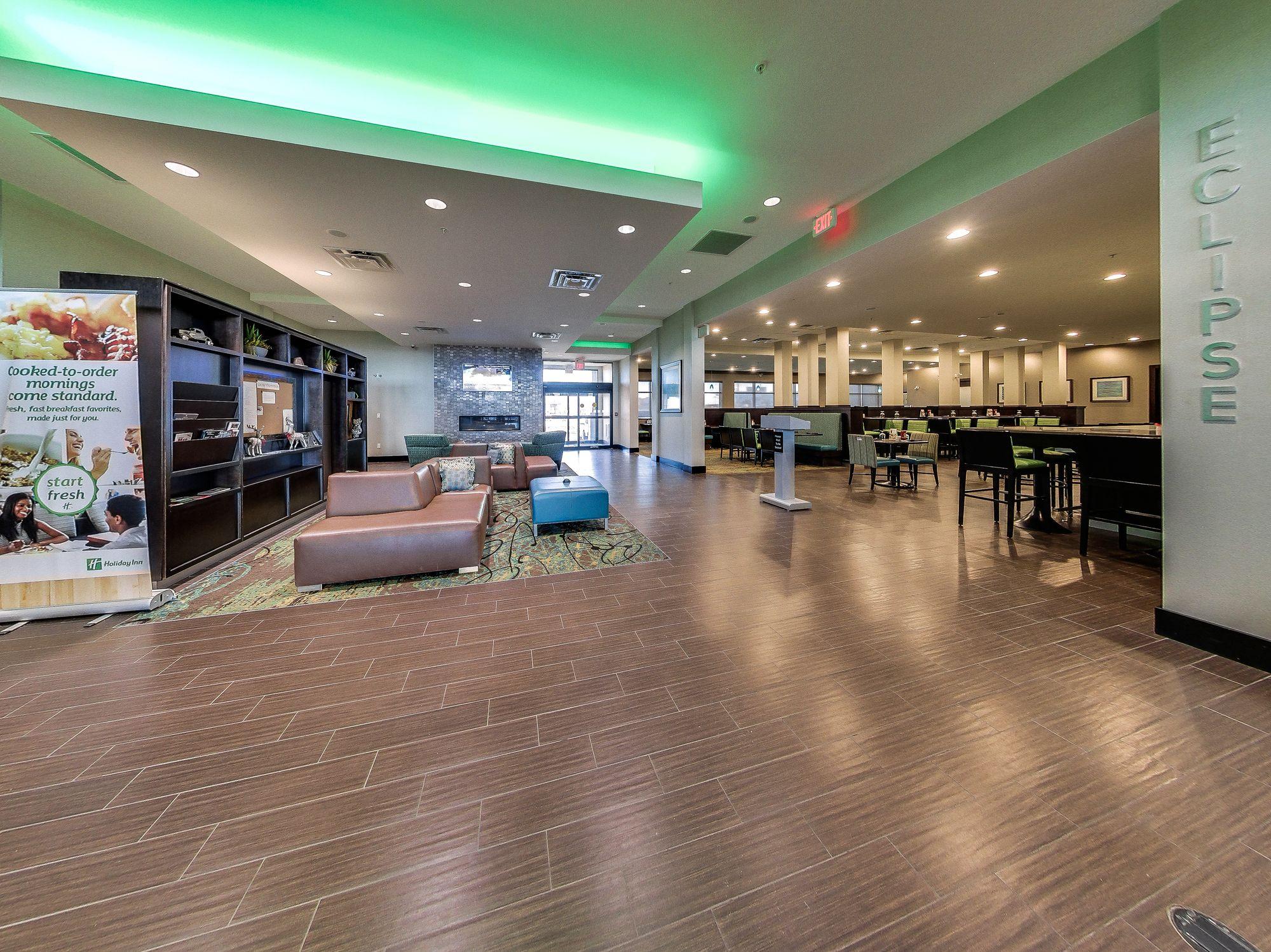 Holiday Inn Hotel & Suites Edmonton Airport Conference Centre By Ihg Ниску Экстерьер фото